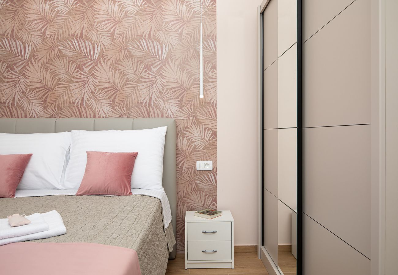 Вилла на Šišan - Villa Cvita for 2 people near Pula with private heated pool 