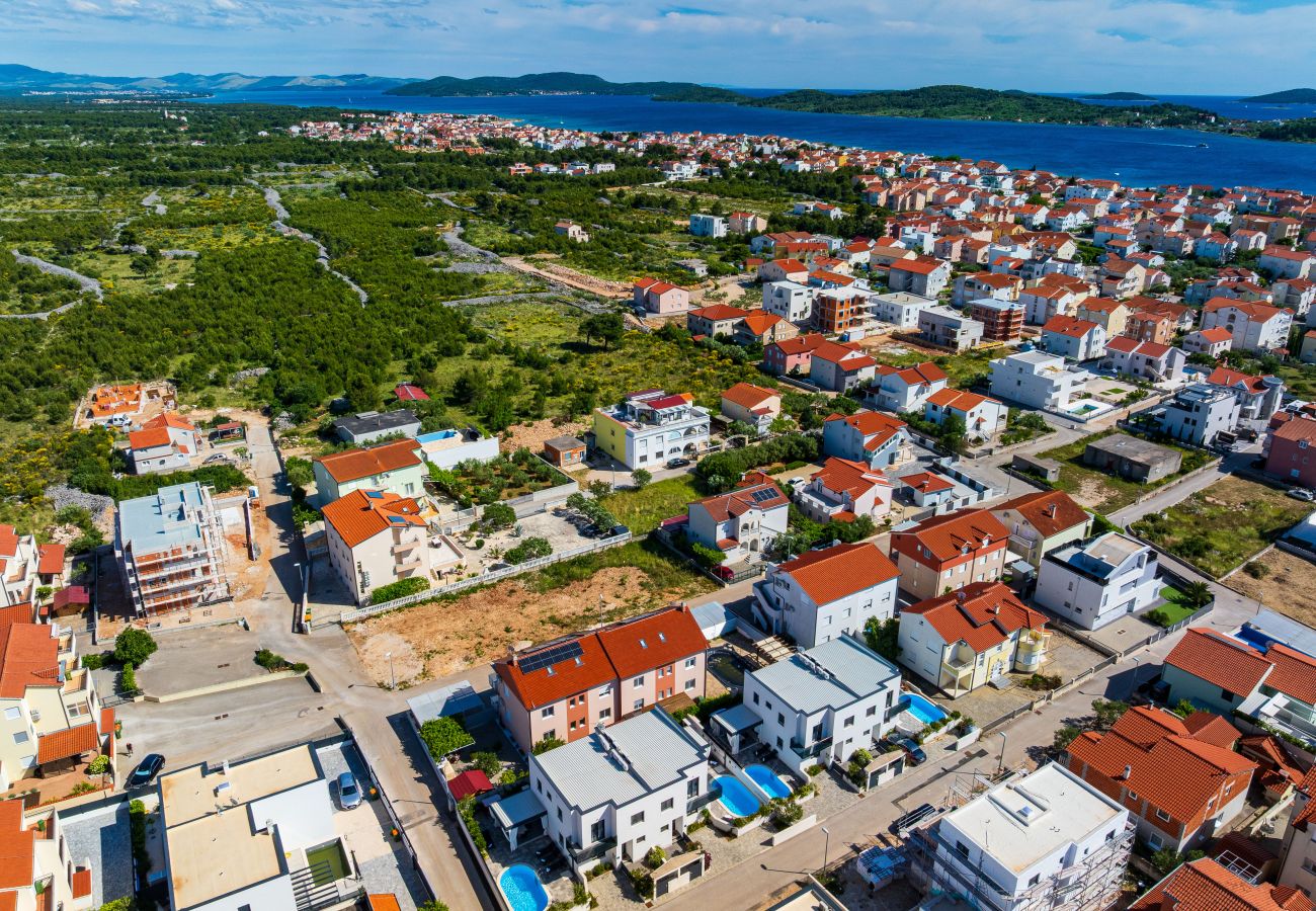 Вилла на Vodice - Villa Essenza Vita in Vodice near Beach with private pool & pet friendly