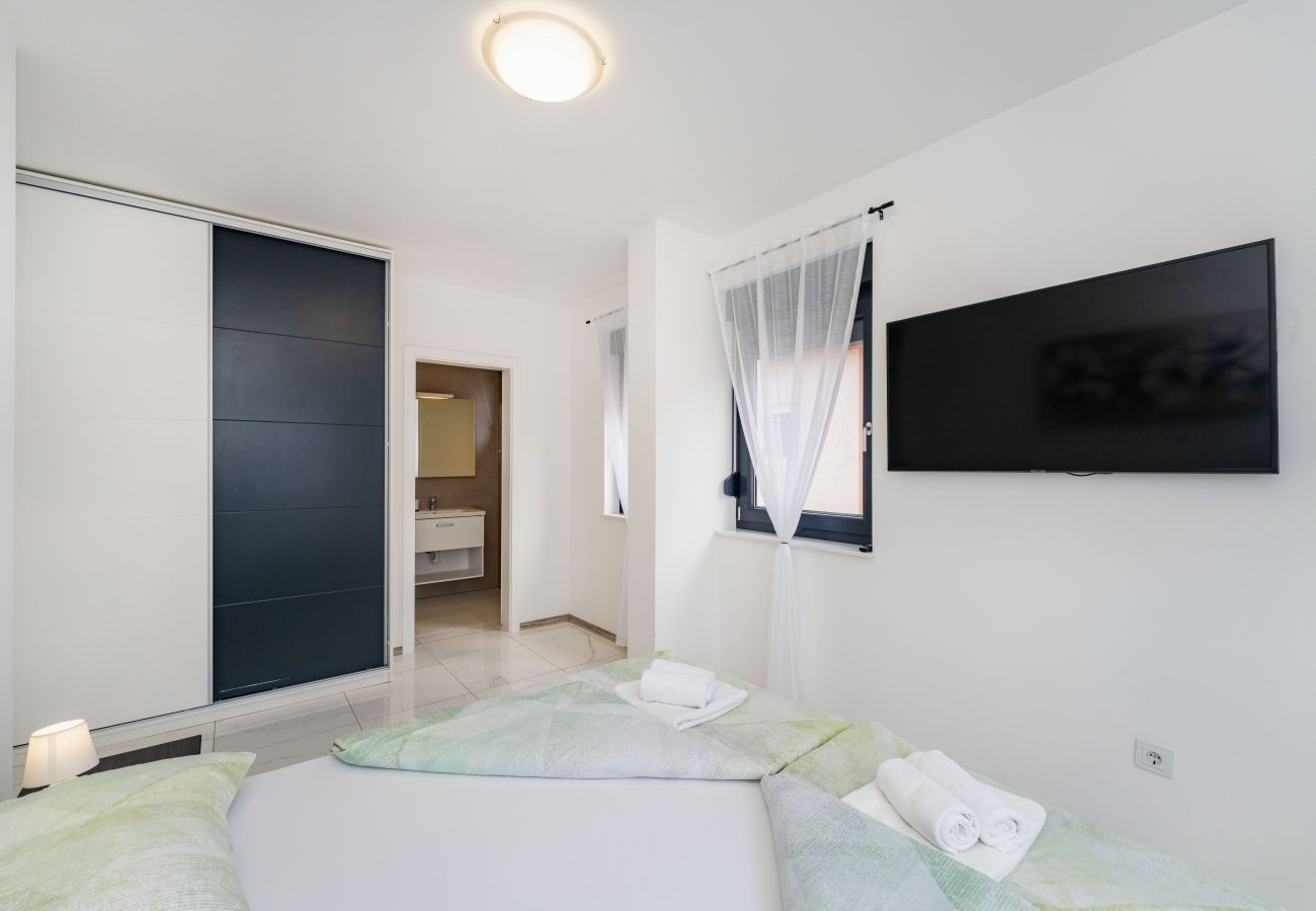 Вилла на Vodice - Villa Essenza Vita in Vodice near Beach with private pool & pet friendly