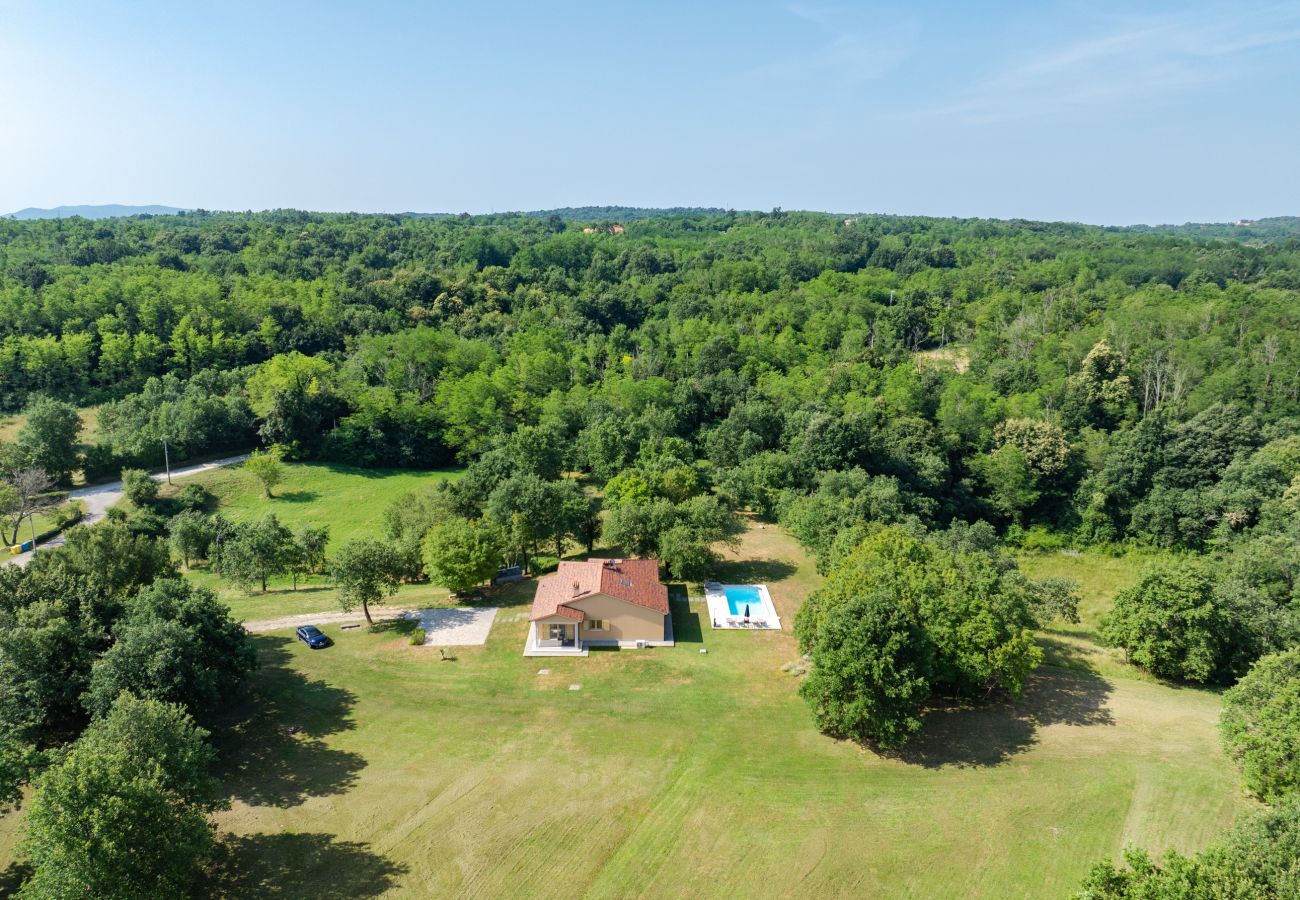 Вилла на Kraj Drage - Villa Aria Labin for 6 persons with private 32 m2 pool, kids playground and large garden 