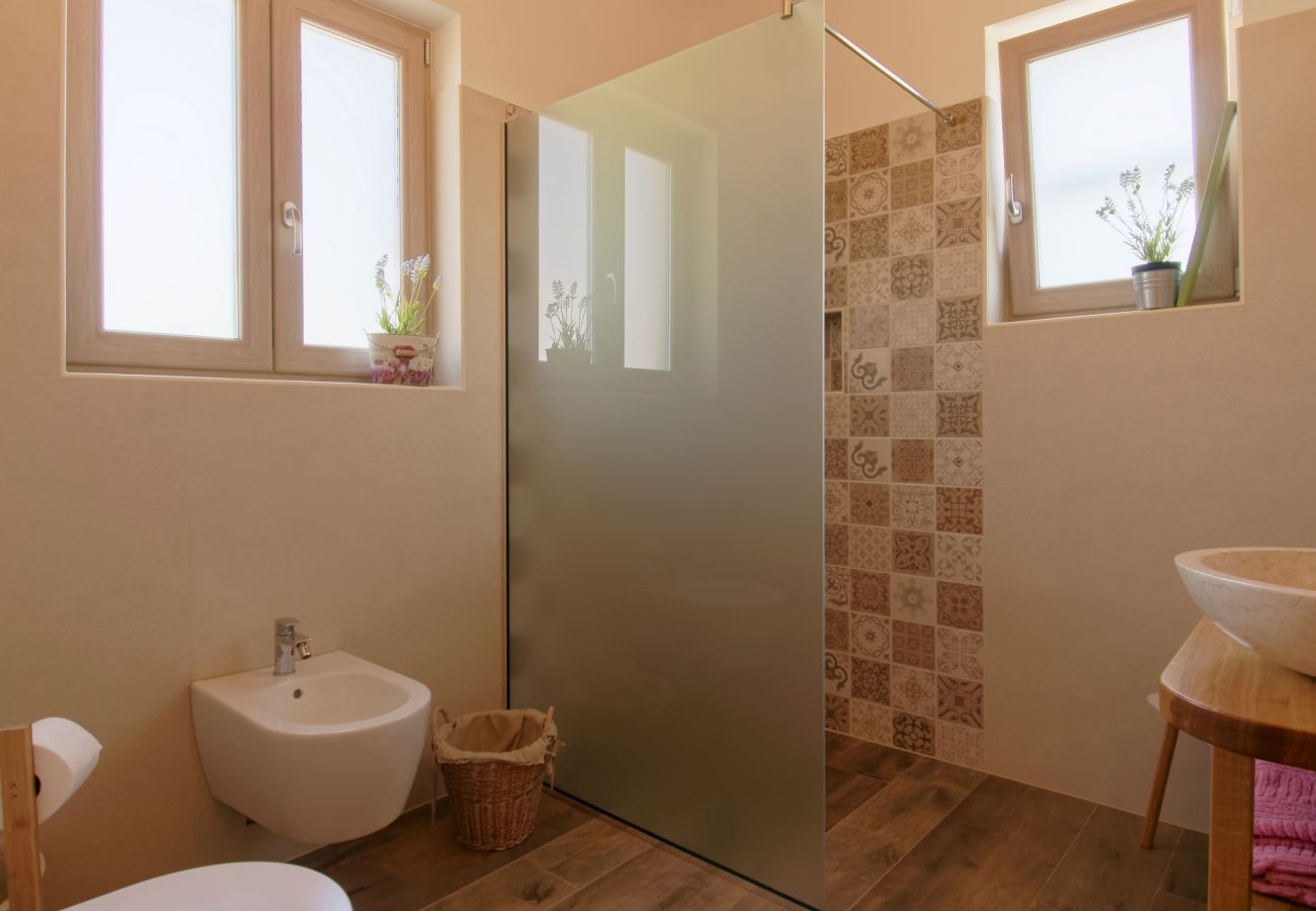 Вилла на Srebrnići - Villa Stella Polaris for 8 persons in Central Istria with private pool, sea view, large garden & kids playground