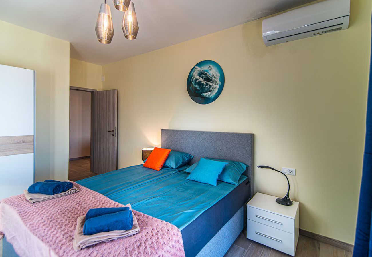 Вилла на Ližnjan - Villa Ancora near Medulin for 10 persons with private pool & pet friendly - only 800 meters from beach