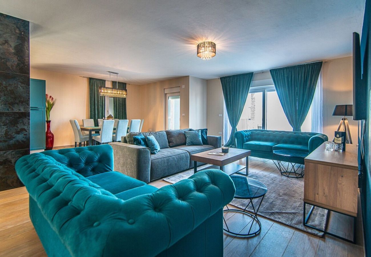 Вилла на Ližnjan - Villa Ancora near Medulin for 10 persons with private pool & pet friendly - only 800 meters from beach