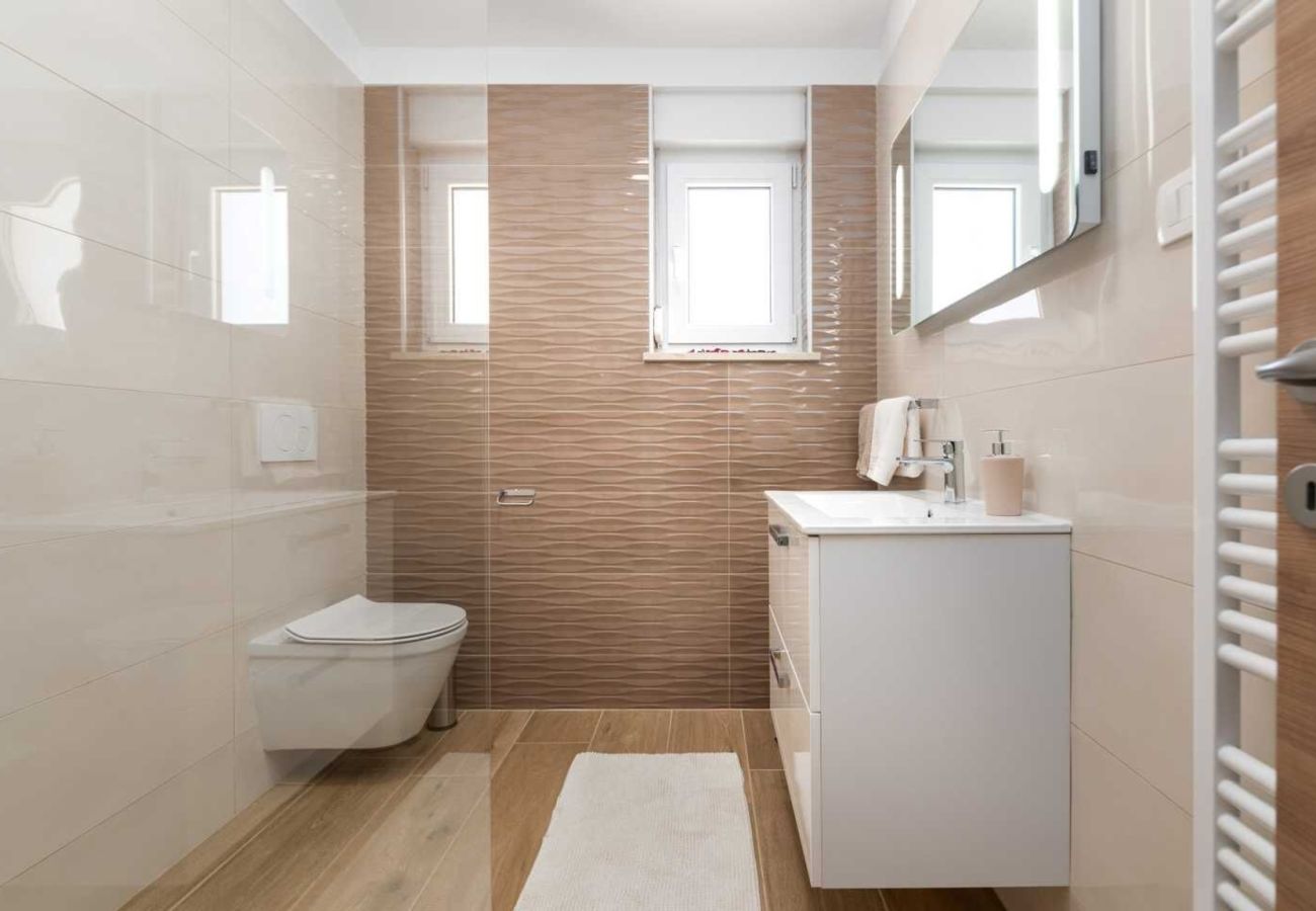 Вилла на Divšici - Villa Karla near Pula for 8 persons with private pool, kids playground & pet friendly