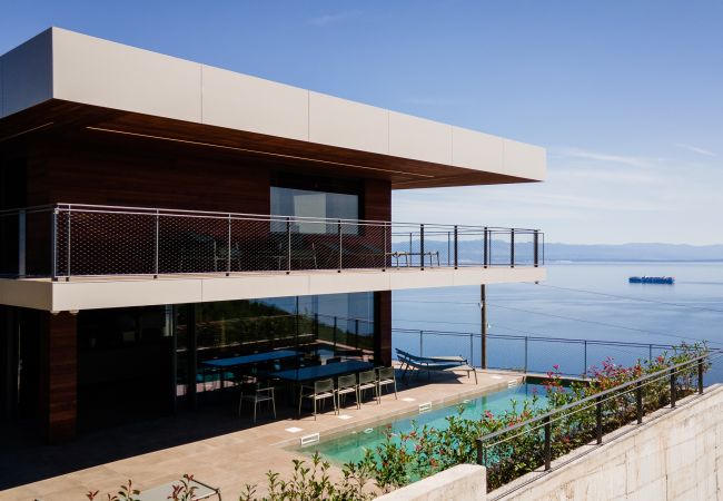 Вилла на Mošcenice - Luxury Villa Vista Hills for 14 persons near Opatija with heated pool, sea view & wellness 