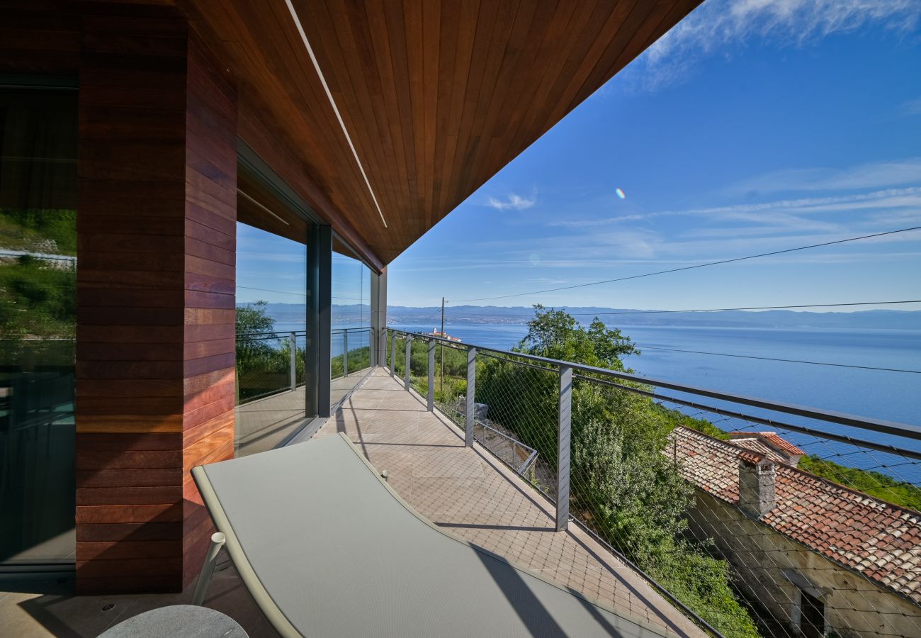 Вилла на Mošcenice - Luxury Villa Vista Hills for 14 persons near Opatija with heated pool, sea view & wellness 