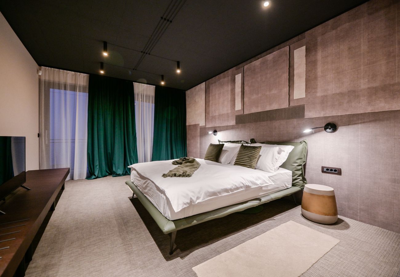 Вилла на Mošcenice - Luxury Villa Vista Hills for 14 persons near Opatija with heated pool, sea view & wellness 