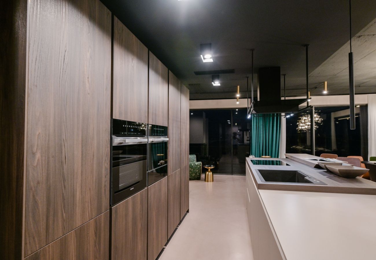 Вилла на Mošcenice - Luxury Villa Vista Hills for 14 persons near Opatija with heated pool, sea view & wellness 