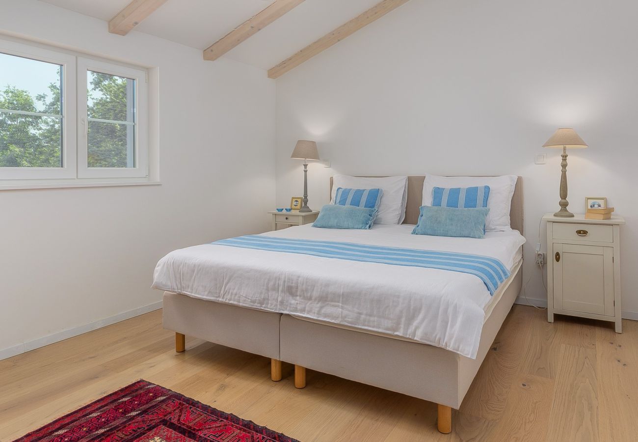 Вилла на Modrušani - Villa Tre Colonne for 10 persons in Central Istria with 60 m2 private pool & sauna 