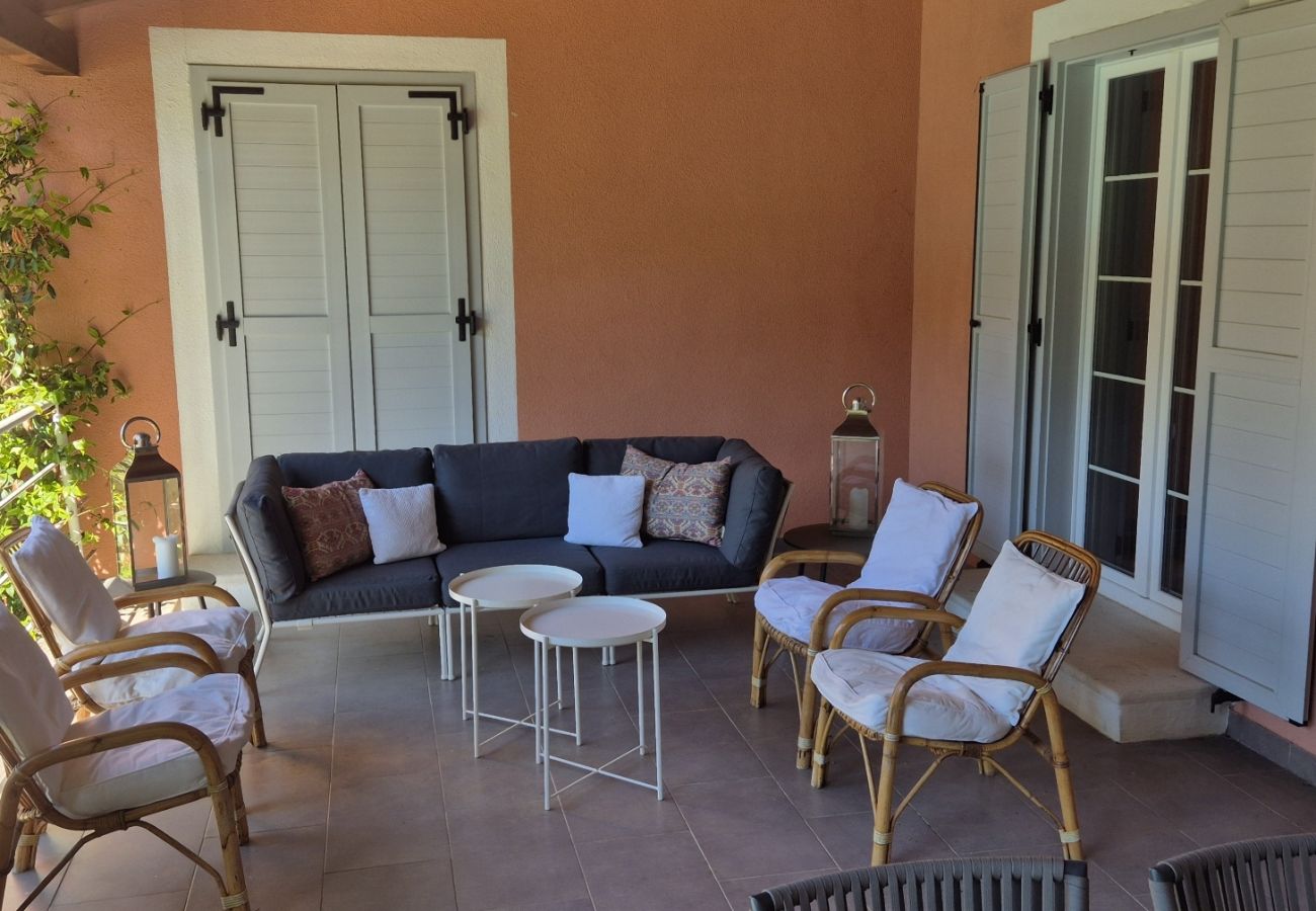 Вилла на Modrušani - Villa Tre Colonne for 10 persons in Central Istria with 60 m2 private pool & sauna 