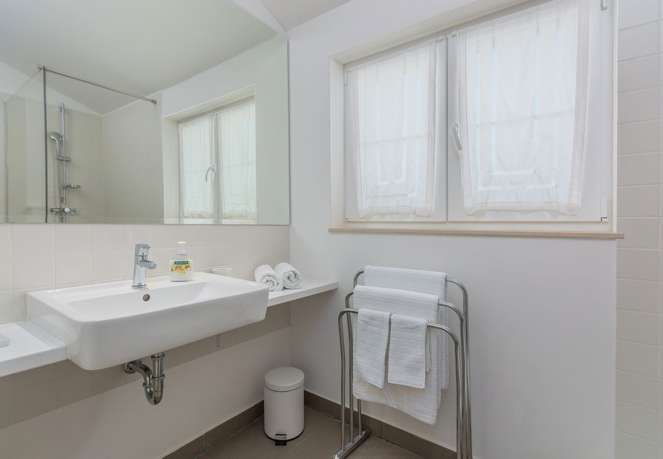 Вилла на Modrušani - Villa Tre Colonne for 10 persons in Central Istria with 60 m2 private pool & sauna 