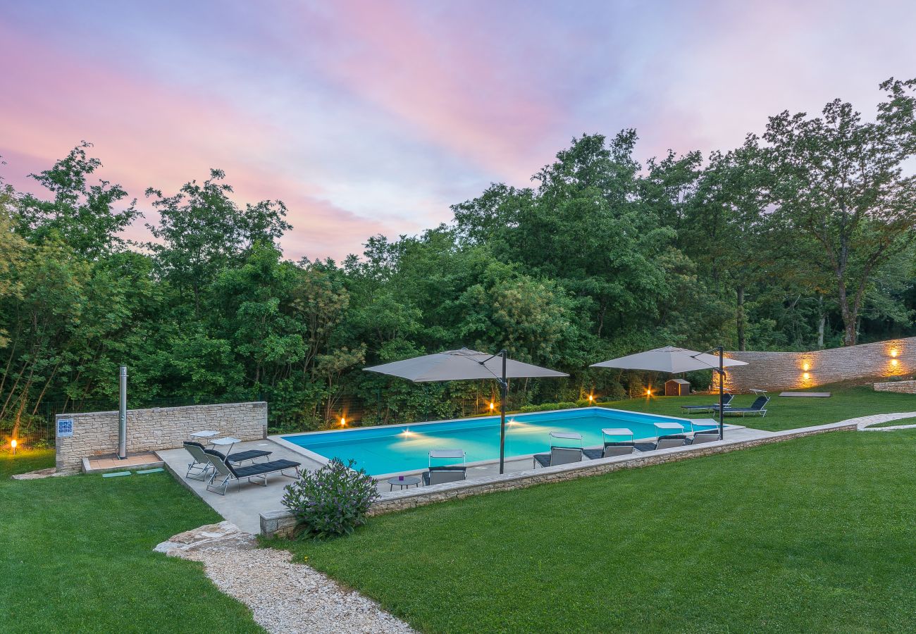 Вилла на Modrušani - Villa Tre Colonne for 10 persons in Central Istria with 60 m2 private pool & sauna 