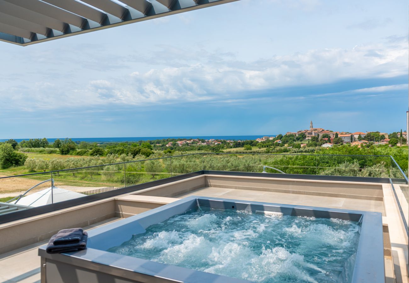 Вилла на Višnjan - Villa Visignano near Poreč for 8 people with 49 m2 heated pool, wellness & sea view