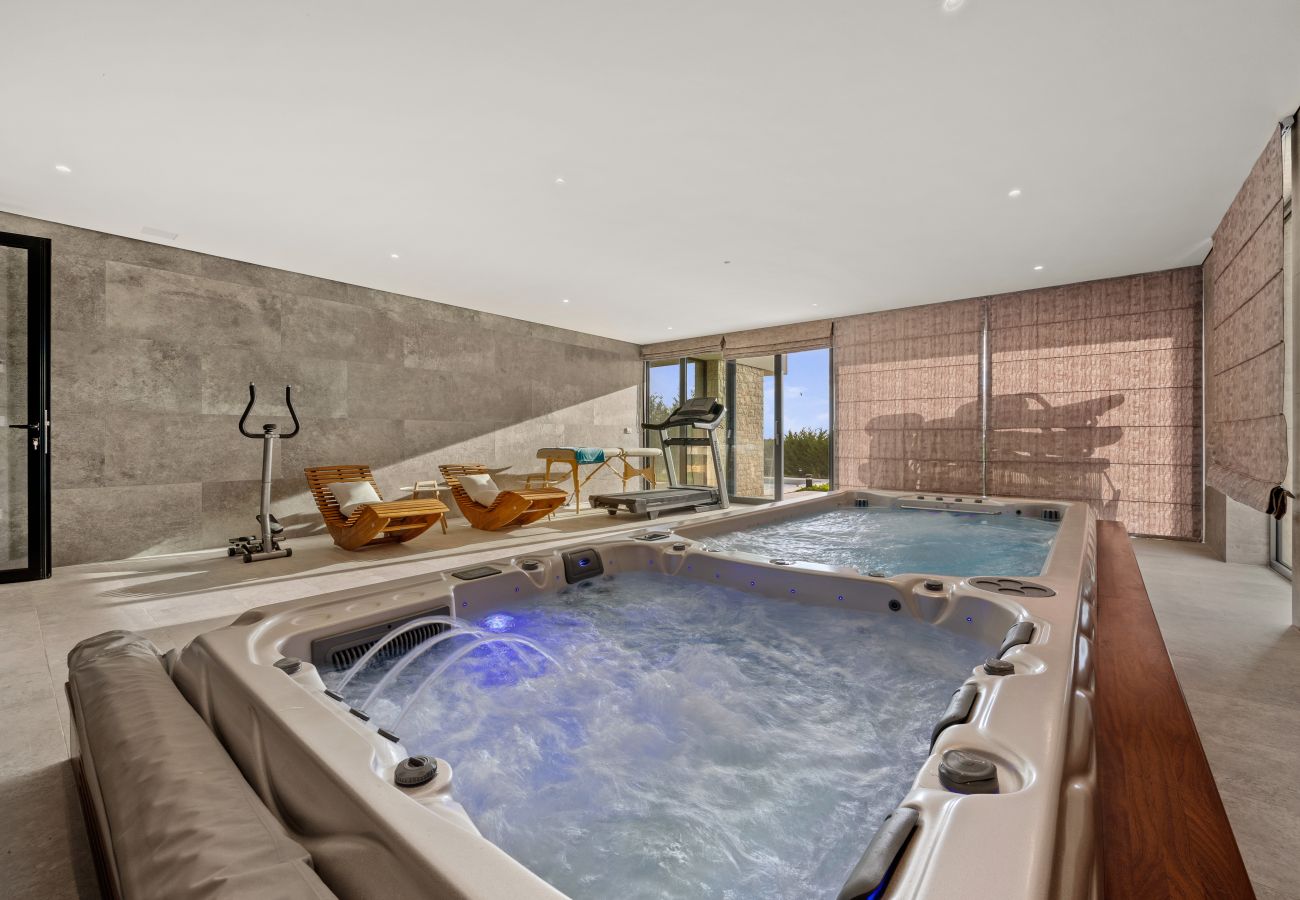 Вилла на Brtonigla - Villa Miracle for 5 persons near Novigrad with wellness area, 50 m2 heated pool & sea view