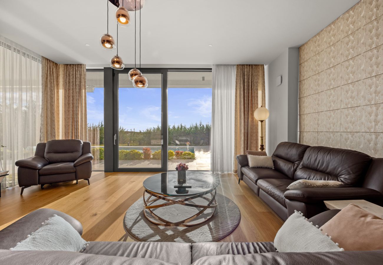 Вилла на Brtonigla - Villa Miracle for 5 persons near Novigrad with wellness area, 50 m2 heated pool & sea view