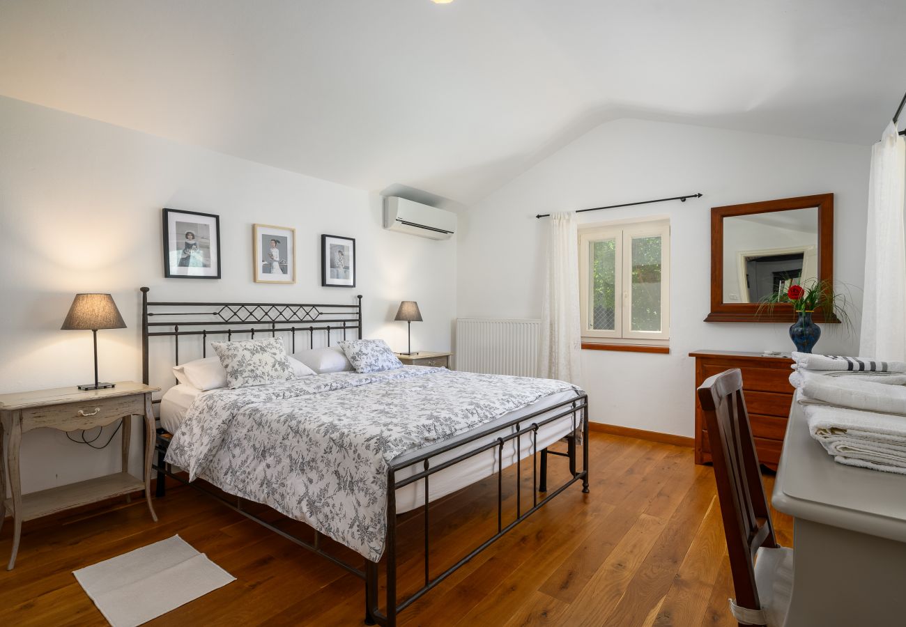 Вилла на Prodol - Villa Lipa