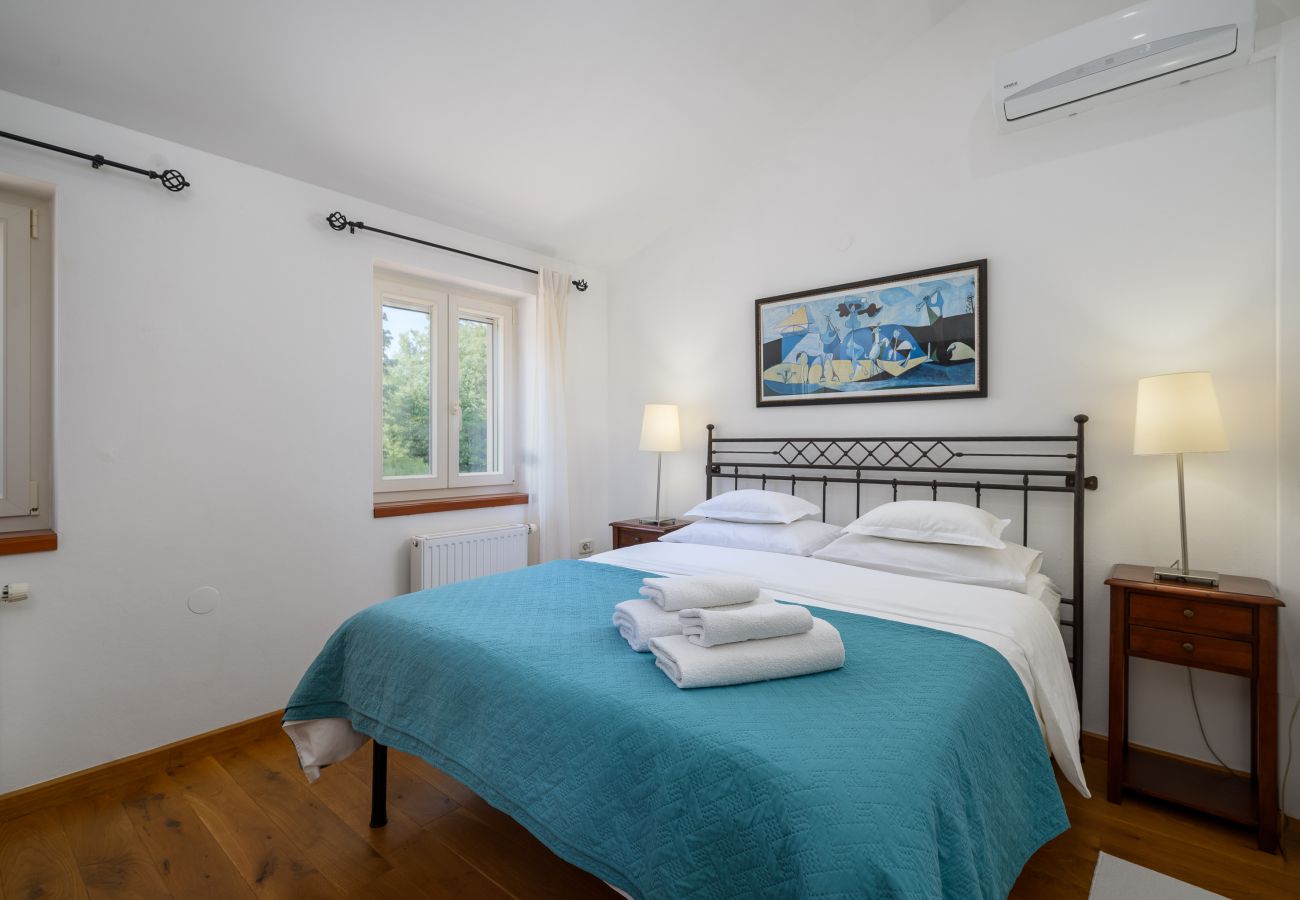 Вилла на Prodol - Villa Lipa