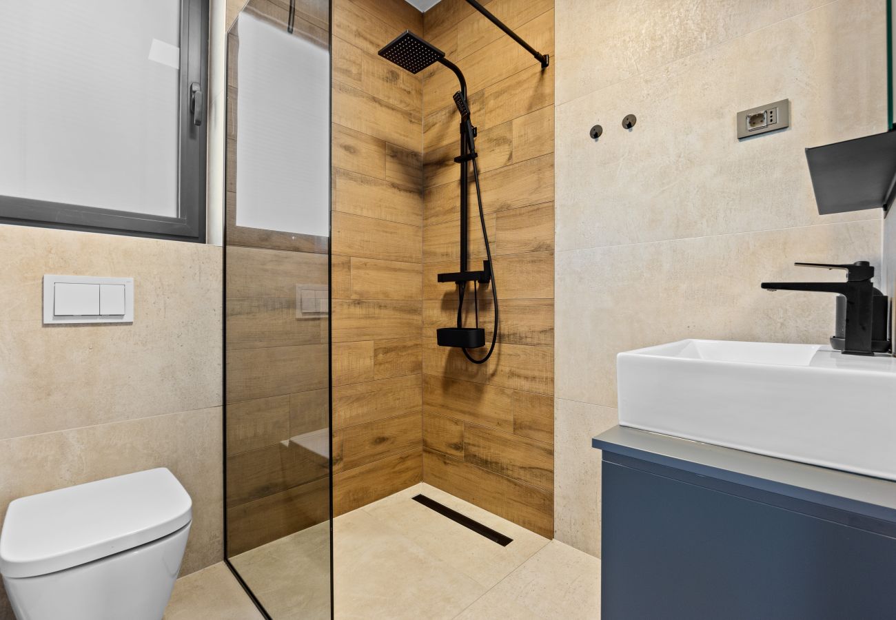 Вилла на Ližnjan - Casa Carla near Medulin for 10 persons with 48 m2 heated pool and beautiful sea view - pet friendly