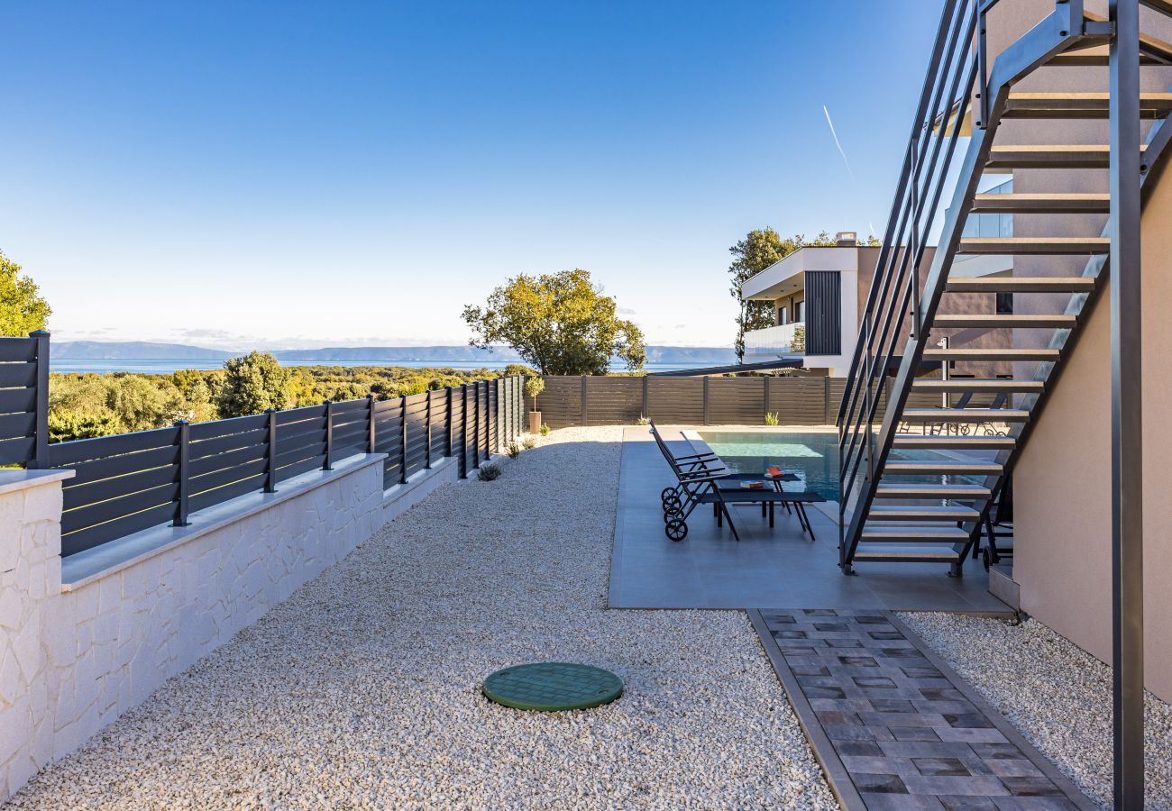 Вилла на Ližnjan - Villa Malena near Medulin for 8 persons with 51 m2 heated pool, wellness & beautiful sea view