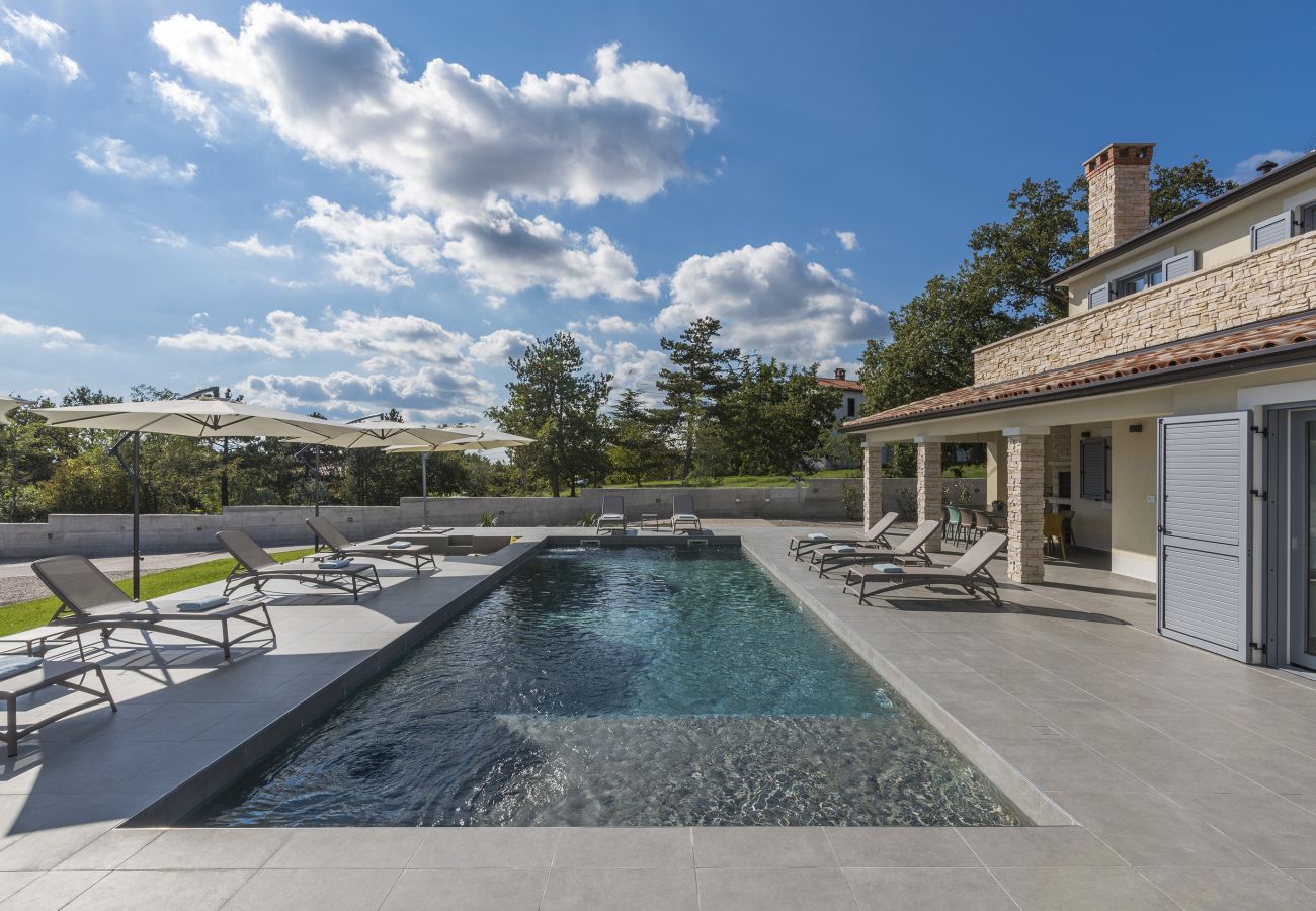 Вилла на Mali Golji - Villa Aurelia near Labin for 9 persons with heated 60 m2 pool, wellness & kids playground