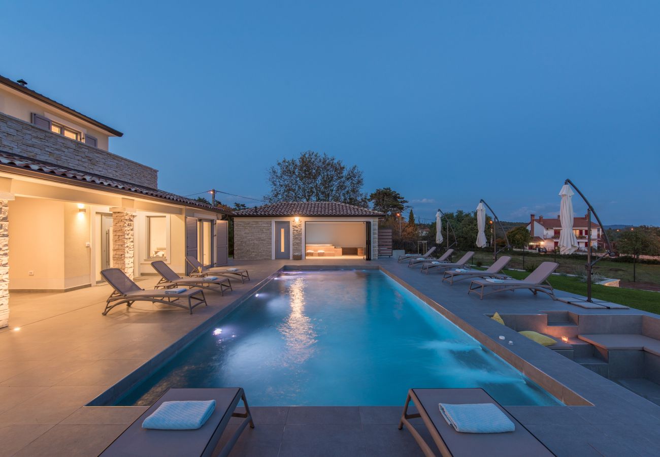 Вилла на Mali Golji - Villa Aurelia near Labin for 9 persons with heated 60 m2 pool, wellness & kids playground