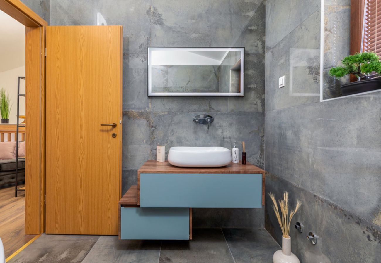 Вилла на Jadreški - Villa Tramontana near Pula for 6 persons with 30m2 private pool 