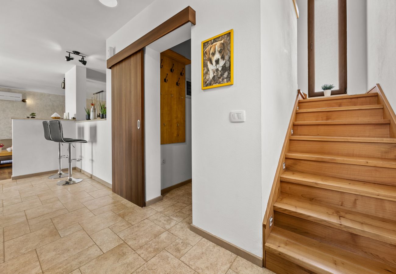 Вилла на Jadreški - Villa Tramontana near Pula for 6 persons with 30m2 private pool 