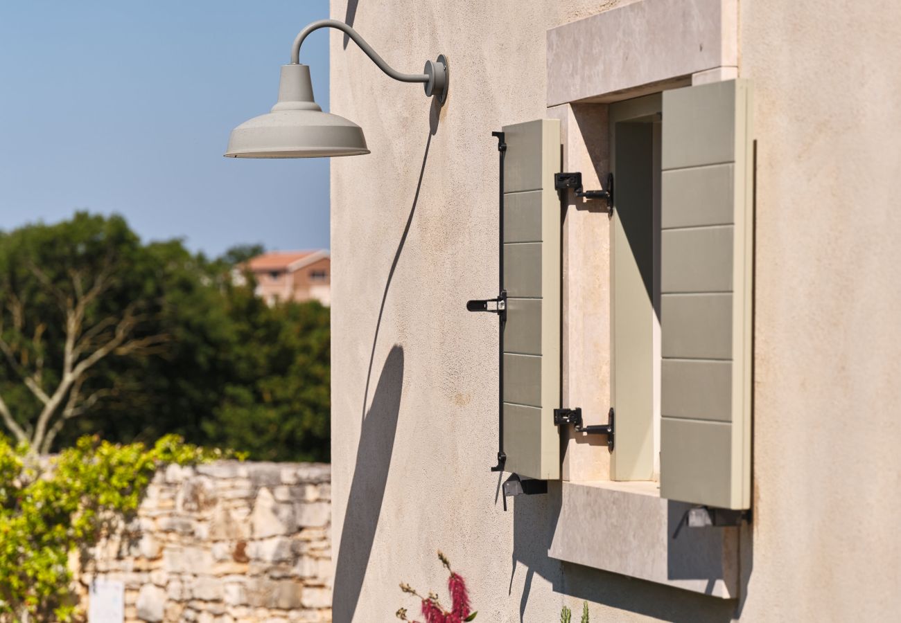 Вилла на Kurili - Casa Labobina near Rovinj for 8 persons with private 32 m2 heated pool - pet friendly