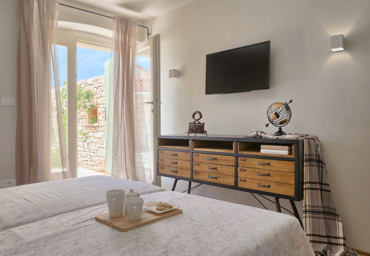 Вилла на Kurili - Villa Kurili No14 near Rovinj for 7 persons with 34 m2 private pool & jacuzzi