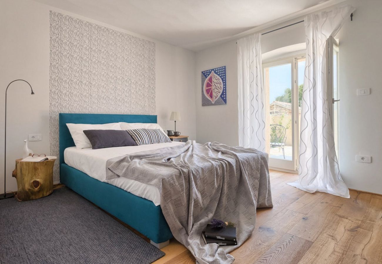 Вилла на Kurili - Villa Kurili No14 near Rovinj for 7 persons with 34 m2 private pool & jacuzzi