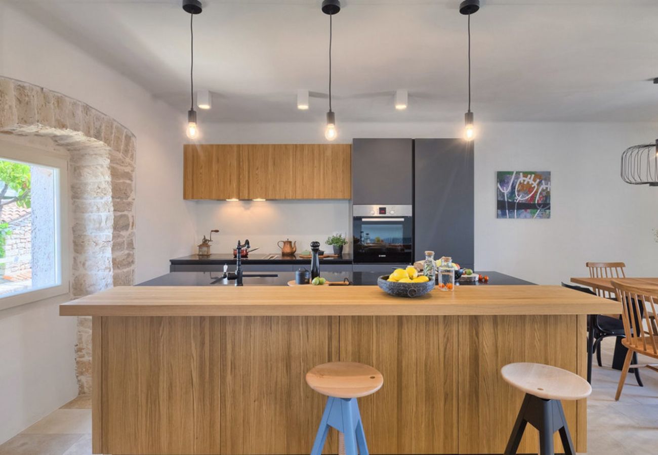 Вилла на Kurili - Villa Kurili No14 near Rovinj for 7 persons with 34 m2 private pool & jacuzzi