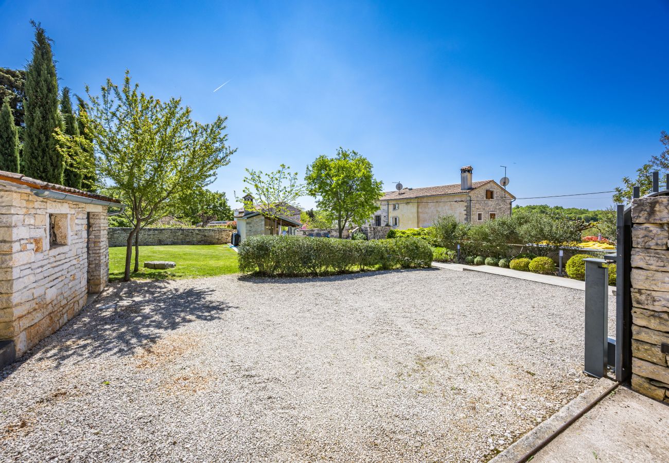 Вилла на Kurili - Villa Kurili No14 near Rovinj for 7 persons with 34 m2 private pool & jacuzzi