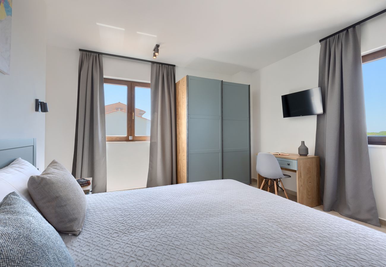 Вилла на Valtura - Villa Sirola near Pula for 8 persons with 36 m2 private pool & kids activities