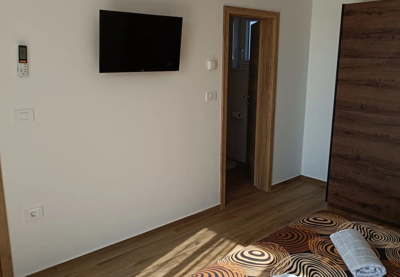 Вилла на Pomer - Villa Pergosa near Medulin for 8 persons with 38 m2 pool, sea view - only 200 meters from beach