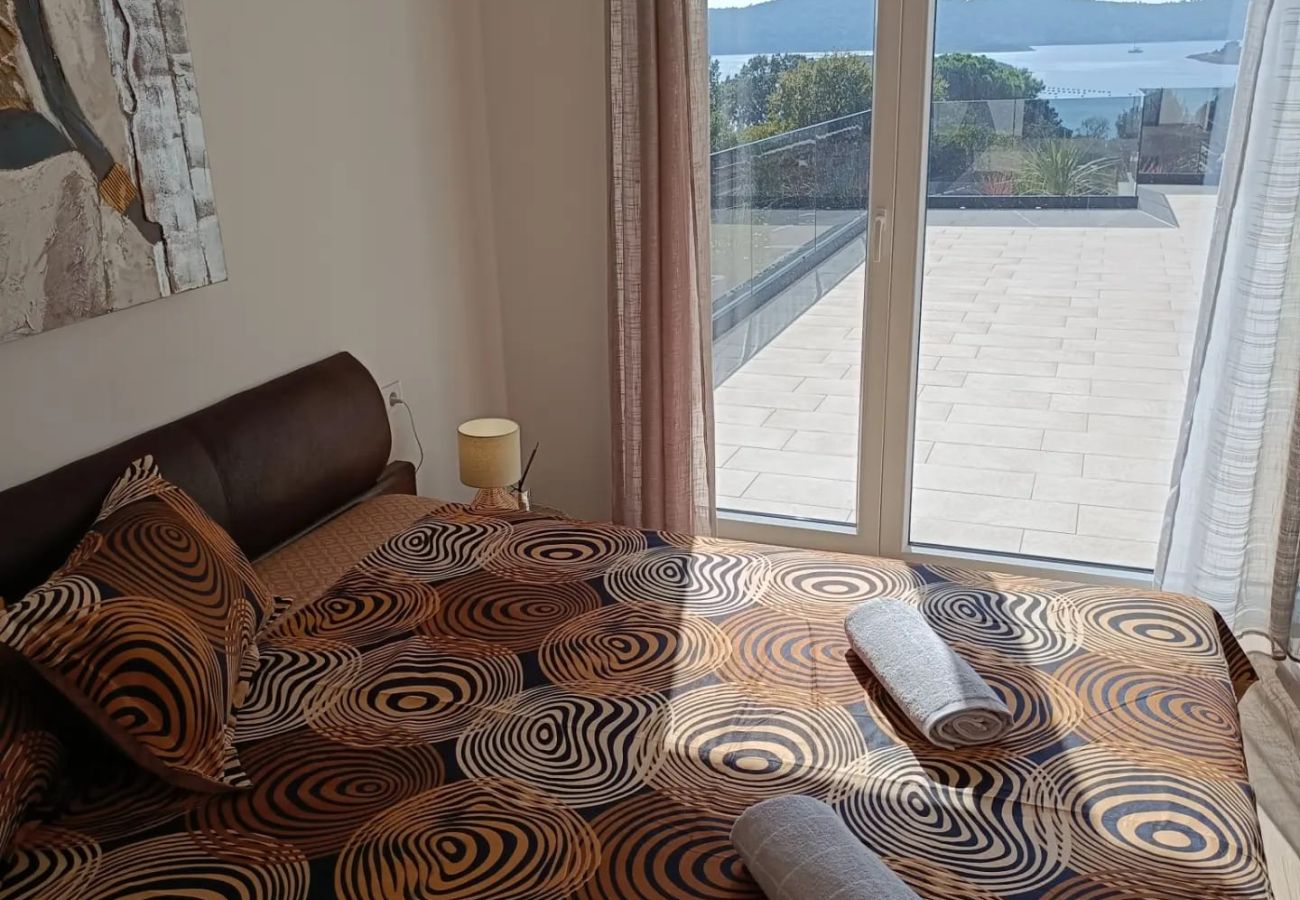 Вилла на Pomer - Villa Pergosa near Medulin for 8 persons with 38 m2 pool, sea view - only 200 meters from beach