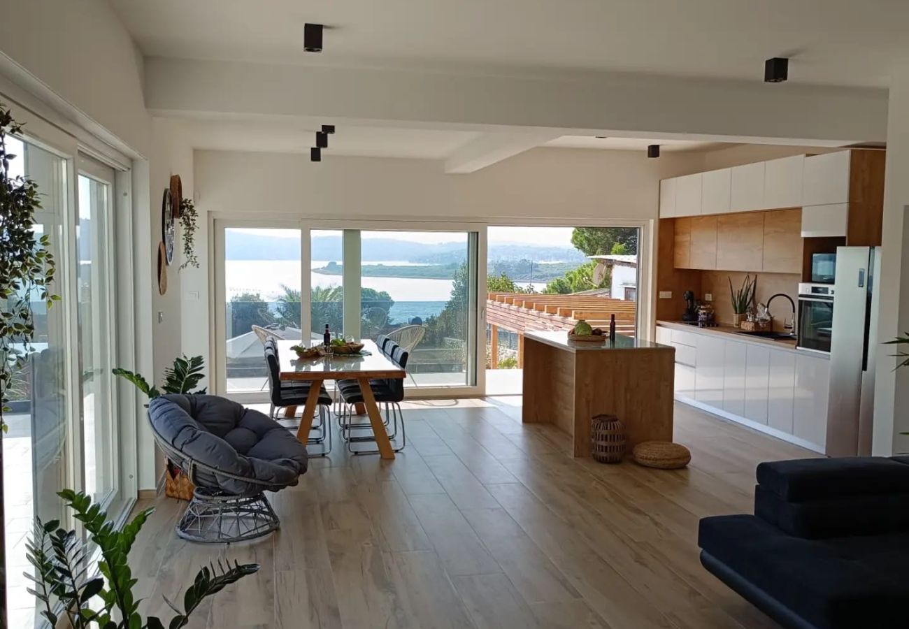 Вилла на Pomer - Villa Pergosa near Medulin for 8 persons with 38 m2 pool, sea view - only 200 meters from beach