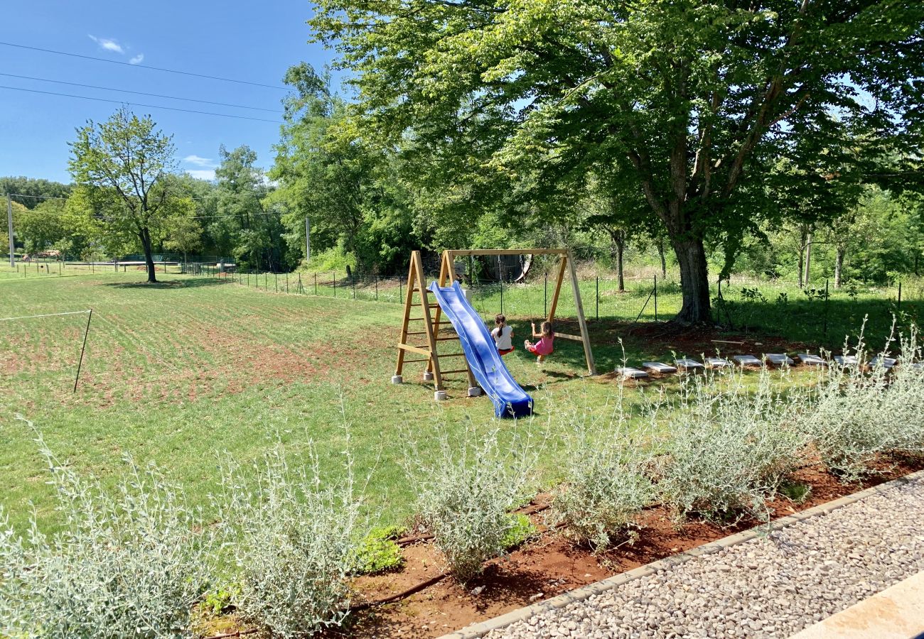 Вилла на Županici - Villa Meadow for 6 persons near Labin - Rabac with 28 m2 heated pool & kids playground