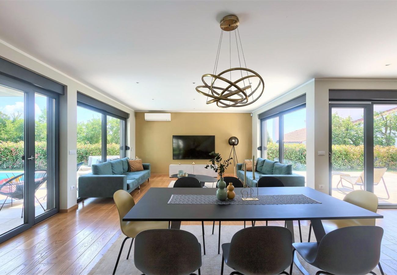 Вилла на Rakalj - Villa Hedone in Rakalj for 6+2 persons with 45 m2 heated pool, wellness & recreational amenities