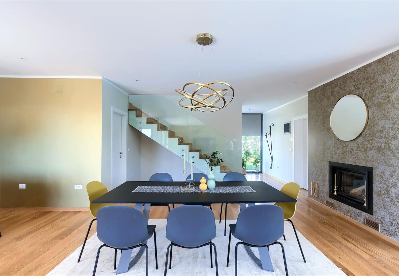 Вилла на Rakalj - Villa Hedone in Rakalj for 6+2 persons with 45 m2 heated pool, wellness & recreational amenities