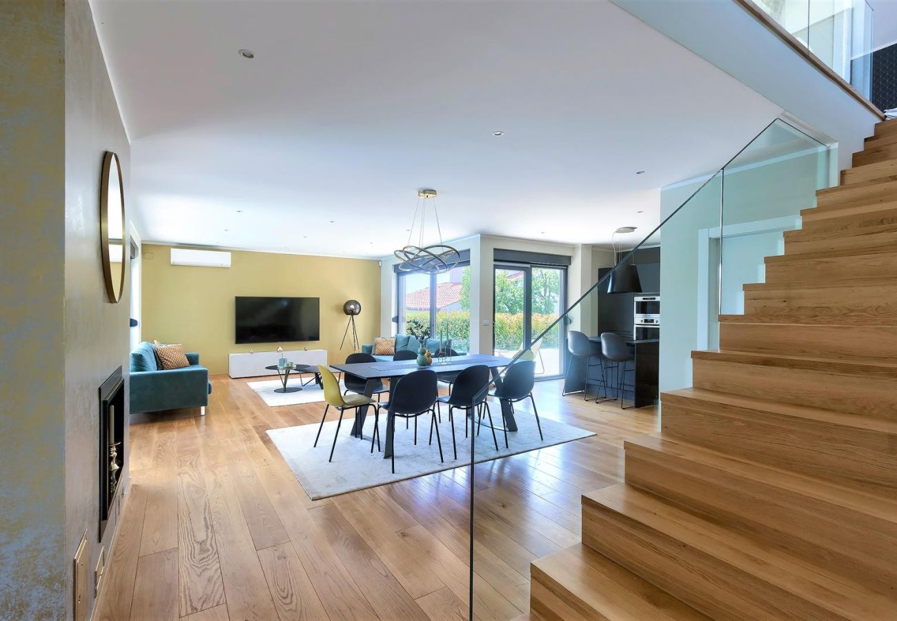 Вилла на Rakalj - Villa Hedone in Rakalj for 6+2 persons with 45 m2 heated pool, wellness & recreational amenities