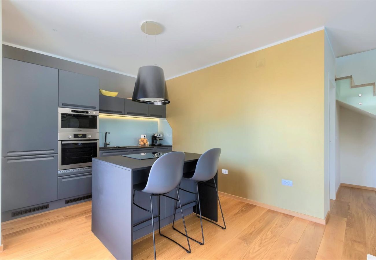 Вилла на Rakalj - Villa Hedone in Rakalj for 6+2 persons with 45 m2 heated pool, wellness & recreational amenities