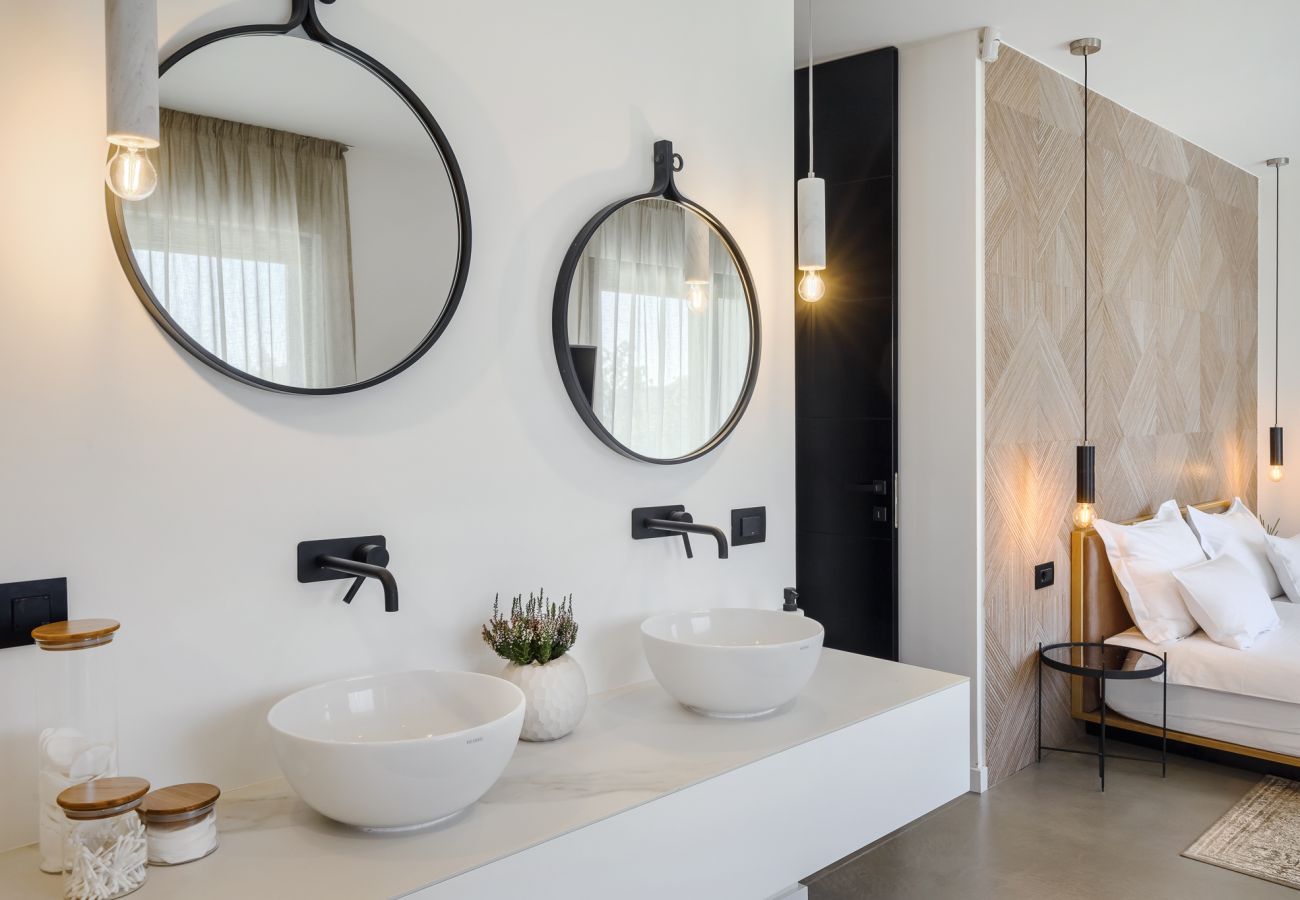 Вилла на Brajkovici - Villa Ox in Central Istria for 14 persons with 56 m2 heated pool, kids playground & large garden