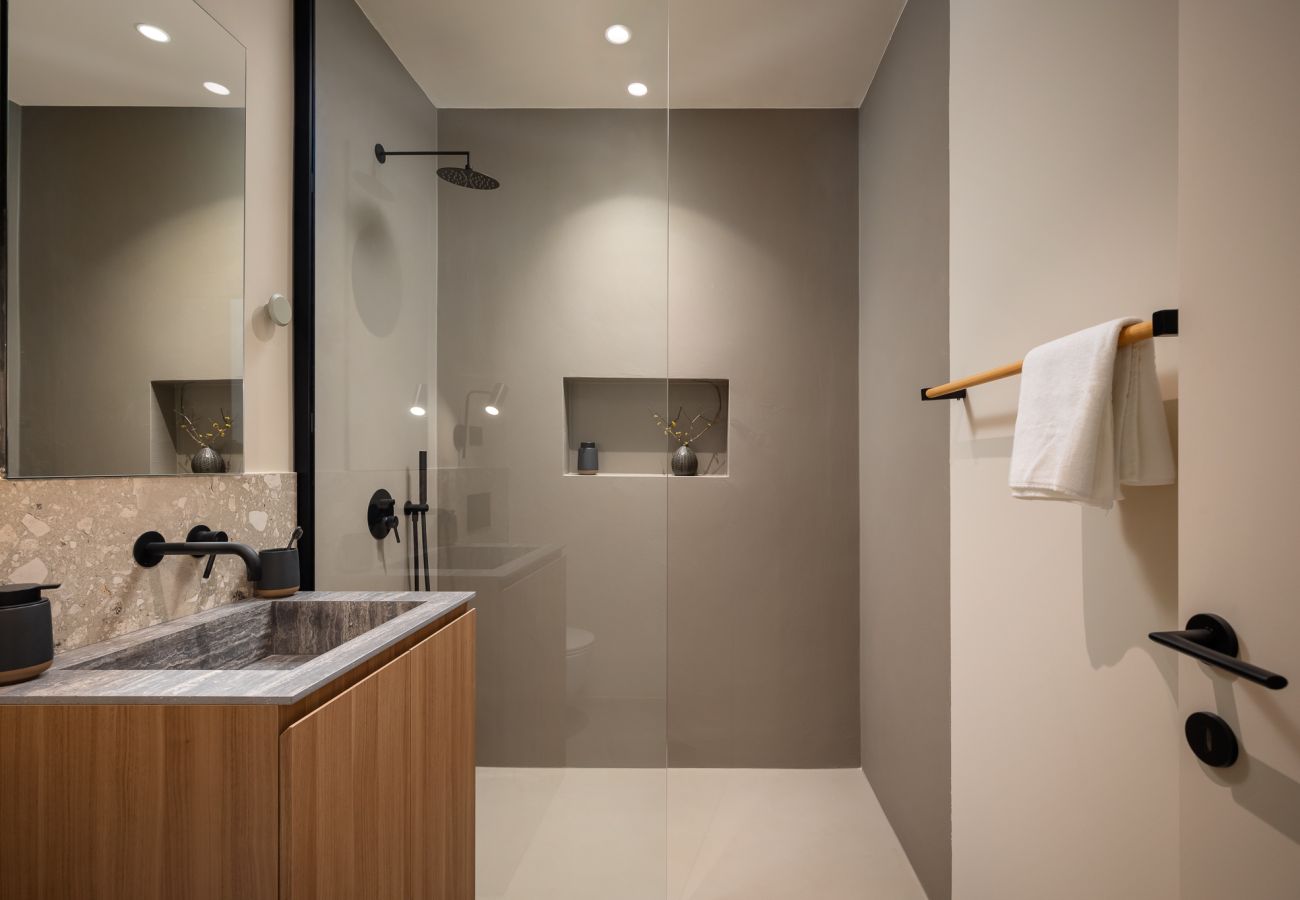 Вилла на Brajkovici - Villa bOx in Central Istria for 14 persons with wellness, 54 m2 heated pool, & kids playground