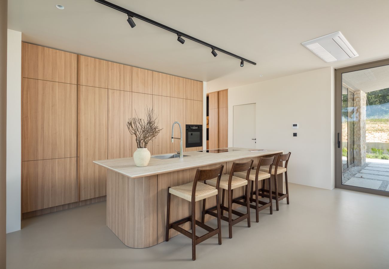 Вилла на Brajkovici - Villa bOx in Central Istria for 14 persons with wellness, 54 m2 heated pool, & kids playground