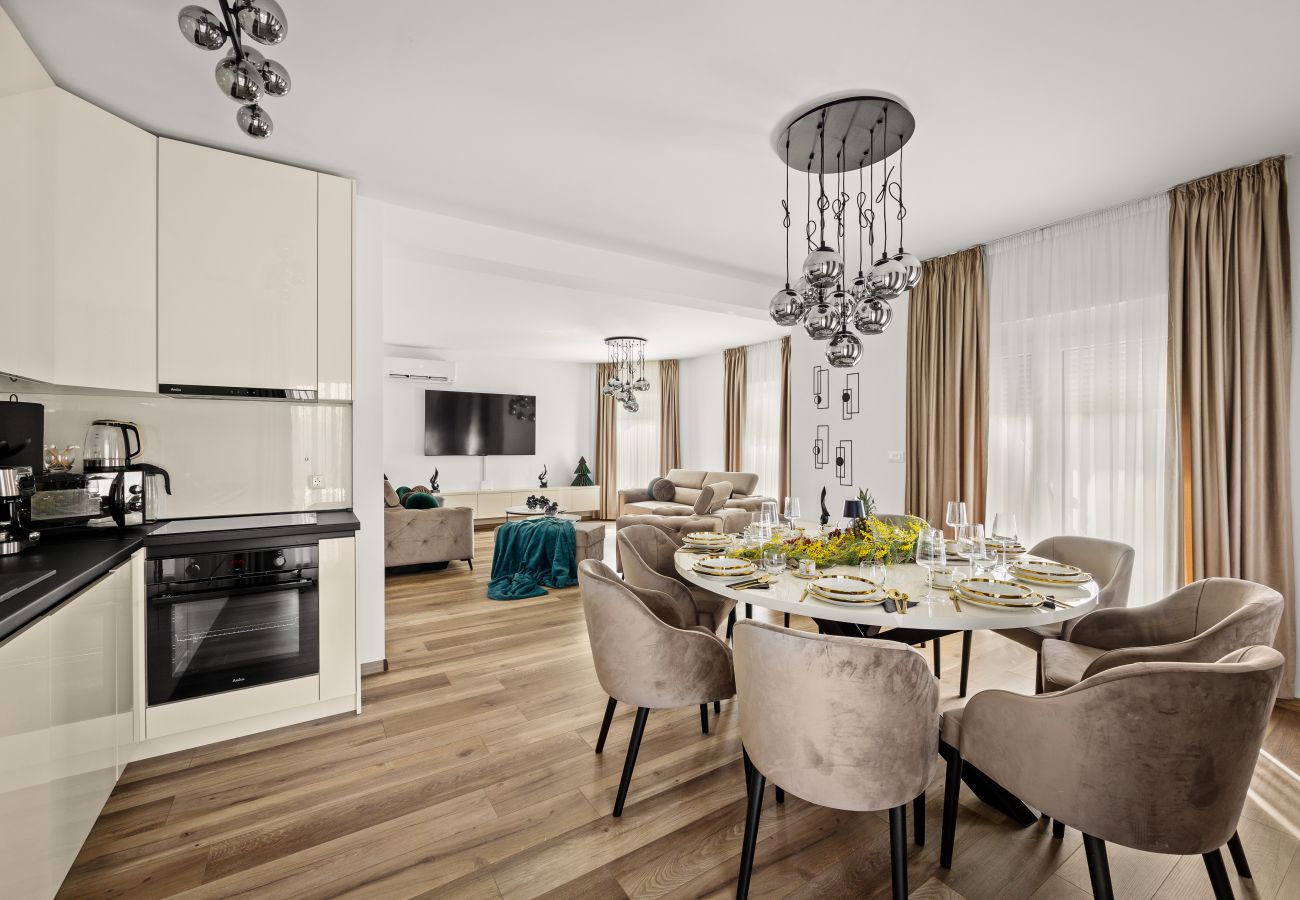 Вилла на Buje - Villa Renci near Umag for 8 persons with 30 m2 private heated pool