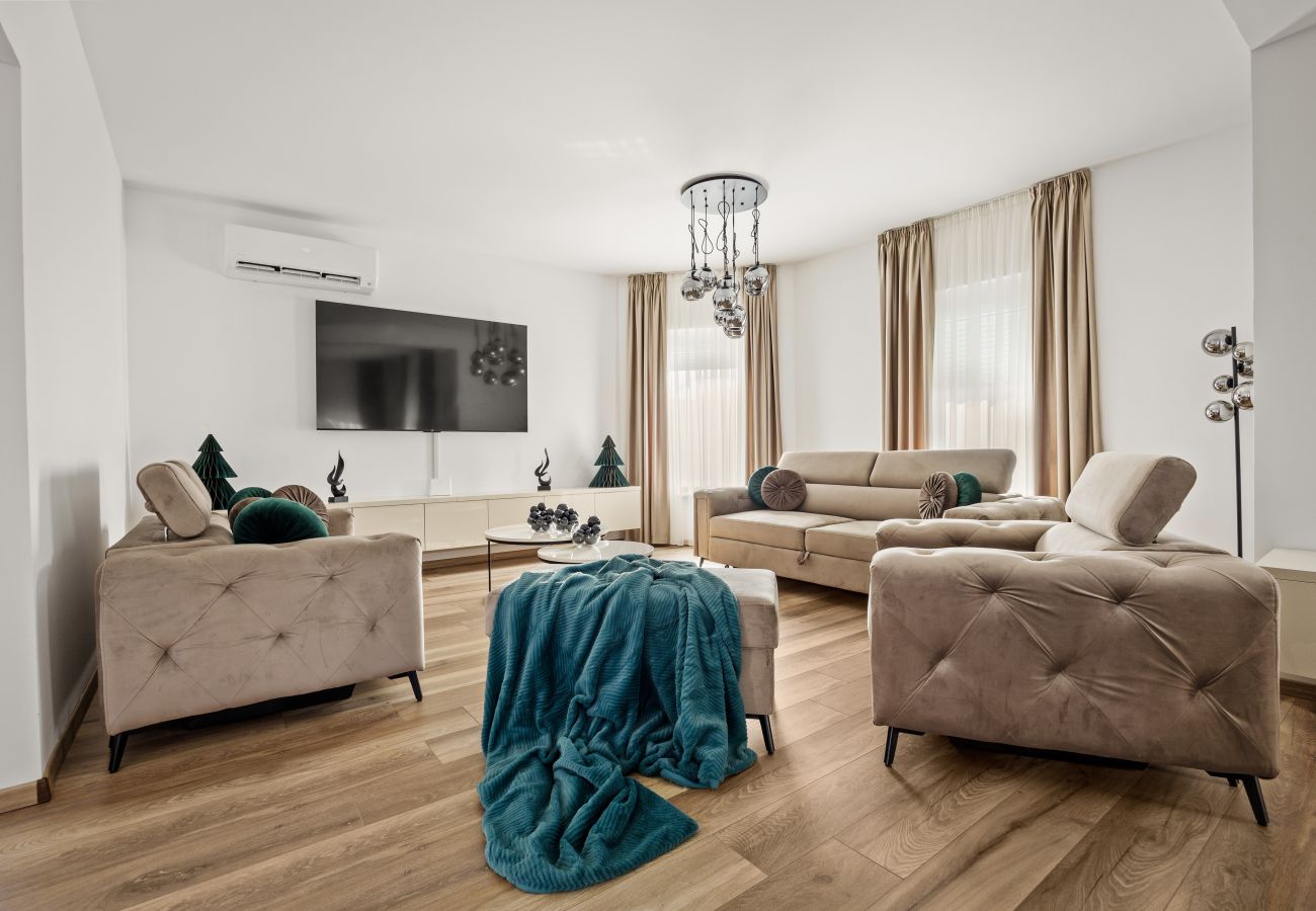 Вилла на Buje - Villa Renci near Umag for 8 persons with 30 m2 private heated pool