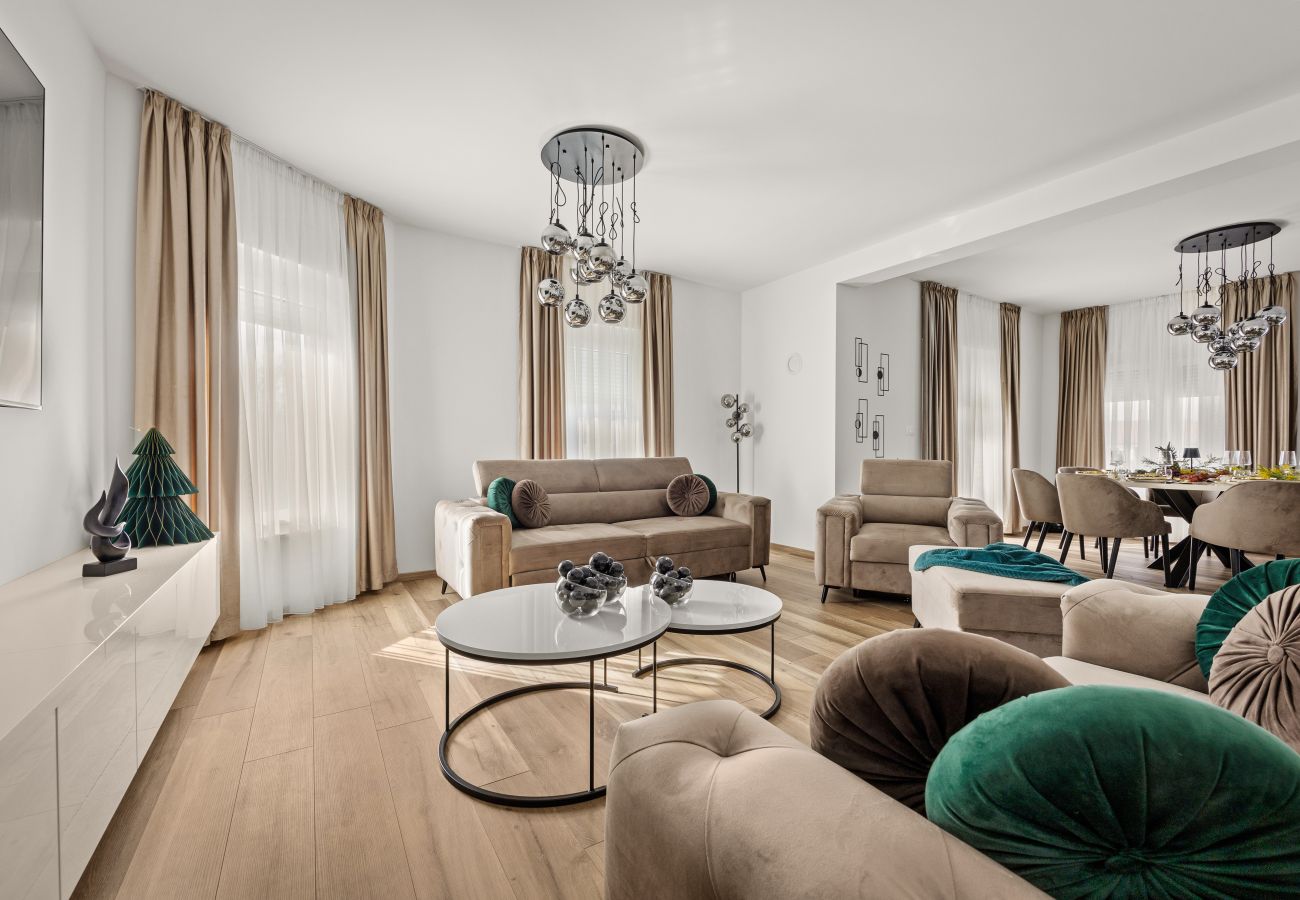 Вилла на Buje - Villa Renci near Umag for 8 persons with 30 m2 private heated pool