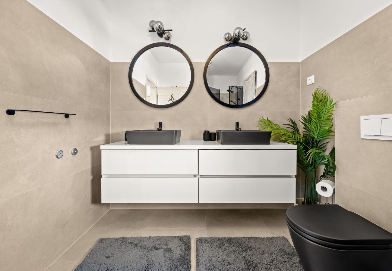 Вилла на Buje - Villa Renci near Umag for 8 persons with 30 m2 private heated pool