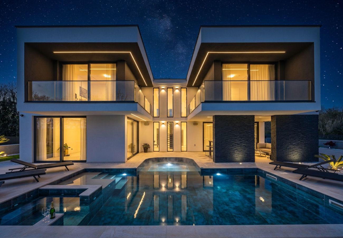 Вилла на Ližnjan - Villa Asper near Medulin for 8 persons with 40 m2 private pool, sea view and only 1 km from beach