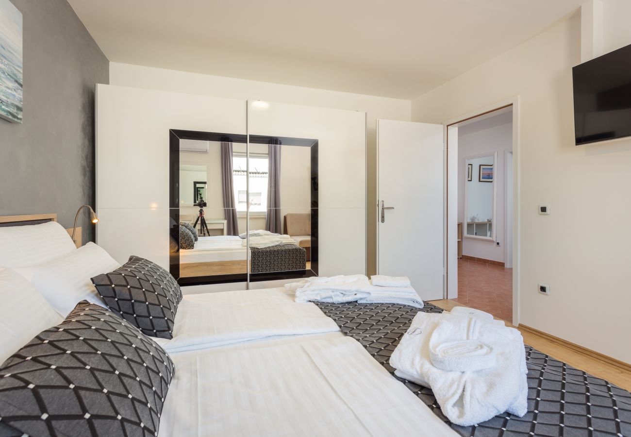Вилла на Matohanci - Villa Beauty near Rovinj for 7 people with 55 m2 private heated pool, wellness & kids playground